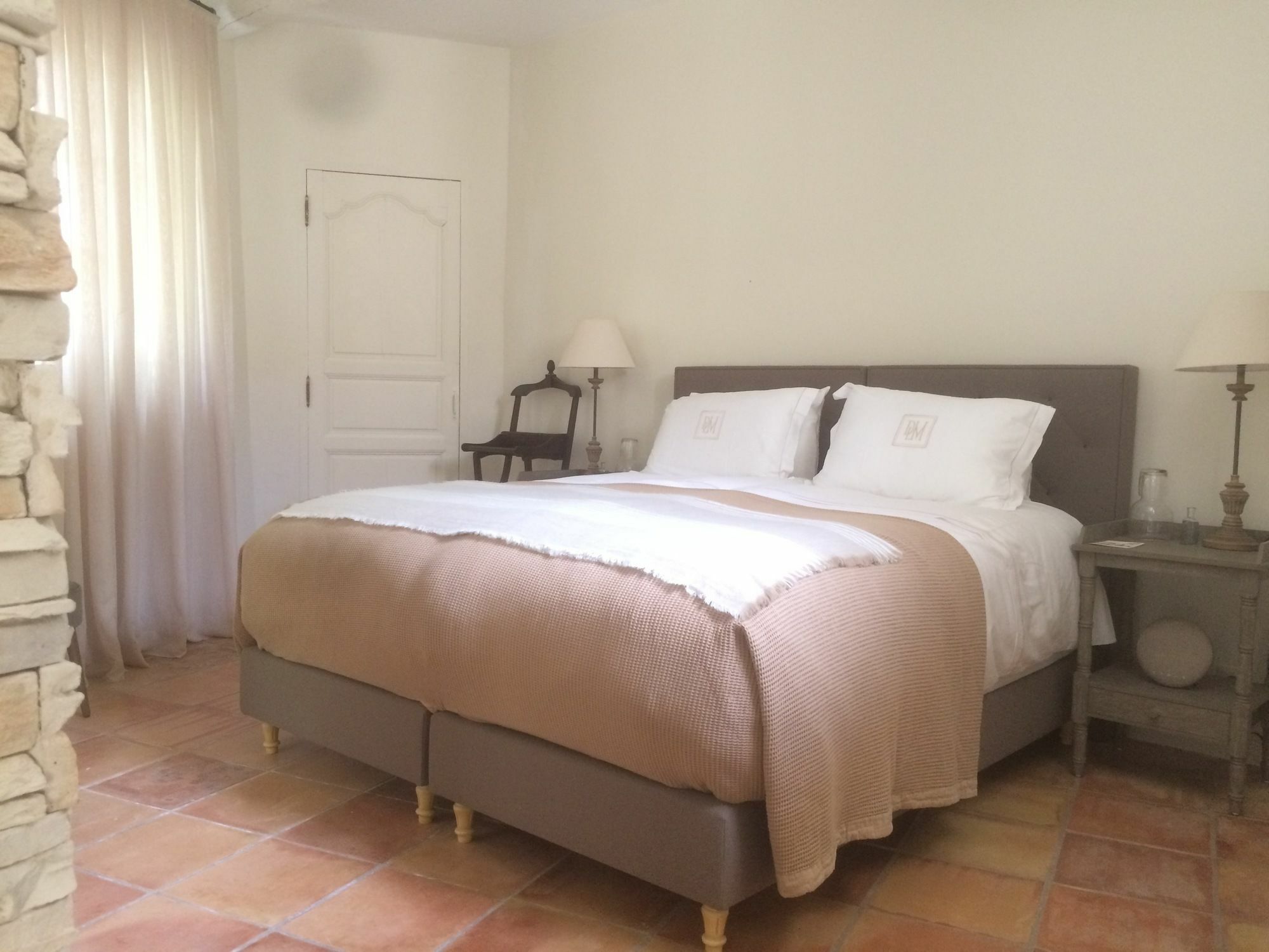 Hotel Domaine Les Martins - Gordes Esterno foto